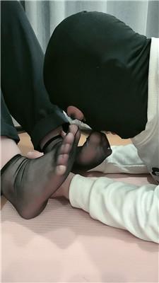 拽拽职场女神-高跟黑丝踩虐废物双视角版 JS250111-19