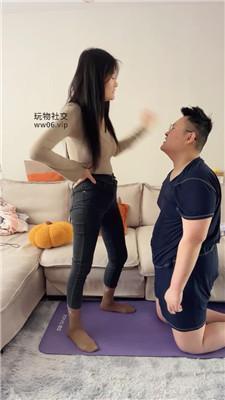 埋汰牛仔裤坐脸/原味棉袜脚踩虐 JS250109-31