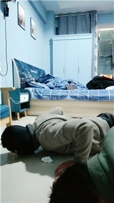 沐颜父子奴-重度鞭打/狗舌舔脏地板双视角版 JS250109-1