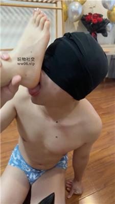 广州安安双S-耳光/脏鞋丝袜美腿虐/深喉双视角版 bf49177