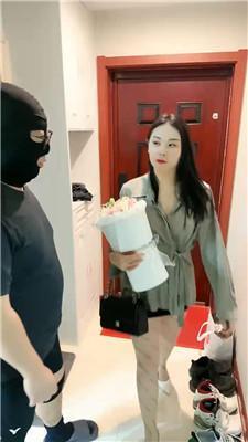 【爱秀套图】【乔伊】碾压狗爪/抽耳光/胯下辱绿帽bf49197