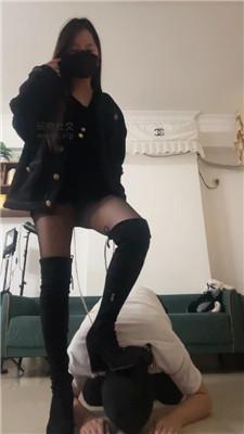 漫漫长靴踢裆/骑马狗链遛狗 bf49191