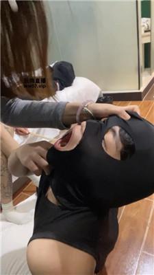 白兔双S-舔不好臭脚就开抽双视角版 JS250309-14