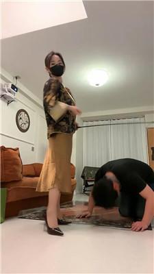 【爱秀套图】【辣姐】胯下羞辱-超强深喉JS250309-18