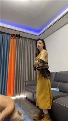 【爱秀套图】【依依】短靴白丝诱惑脚下骚奴bf51140