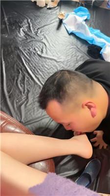 【爱秀套图】【伊晨】美腿裸足狂舔bf51145