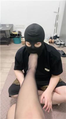 一唯黑丝美腿诱惑虐 bf51123