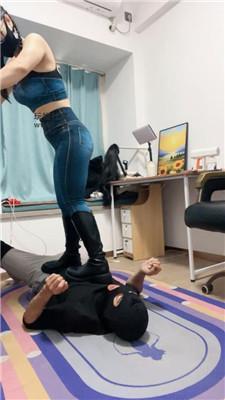 南月女神骑马骑脖/长靴白袜踩 bf51007