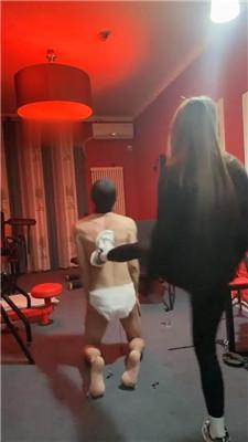 小渔抽耳光/运动鞋白袜踩/鞭打 JS250304-38