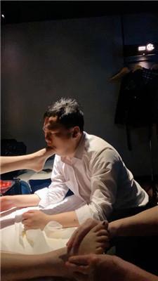 可贞当着素人技师的面调废物双视角版 JS250304-41