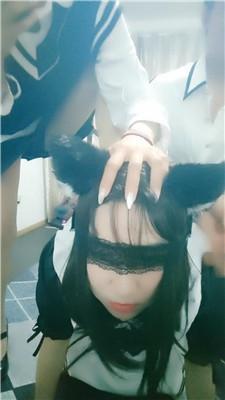 范范双S姐妹花-丝袜美腿踩女仆 bf50973