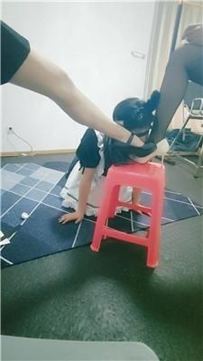 范范双S姐妹花-丝袜美腿踩女仆 bf50973