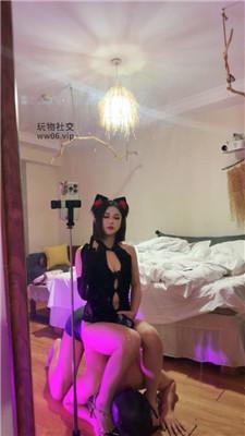 浅浅兔女郎S-铆钉高跟踩虐 bf50969