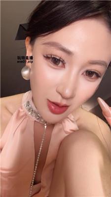 艾琳对着老子脚底疯狂早些    250313-4