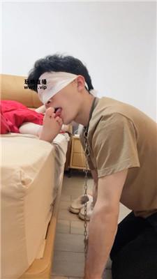 南月女神骑马伺候吃早餐-舔马桶-舔玉足 JS250314-7