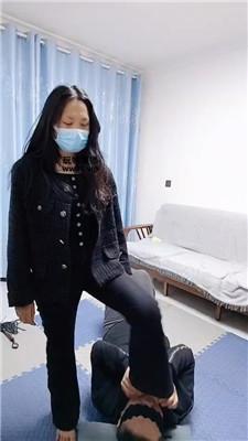 木子玉足踢踹踩踏鞭打 bf51266