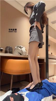 御妍高跟御姐S-虐学生奴 bf51265