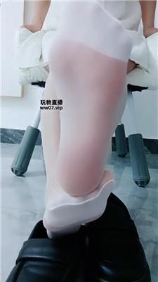 依甜哥哥是条狗    250310-38