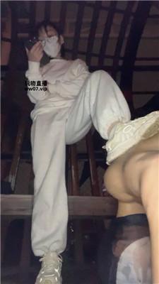 吕雉户外-舔脏小白鞋白袜 bf51460