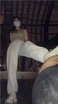 吕雉户外-舔脏小白鞋白袜 bf51460