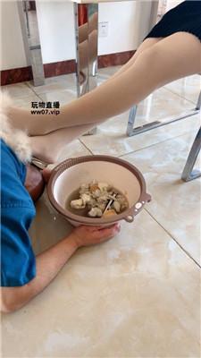 斯羽情侣主强迫狗喝刷鞋水双视角版 JS250317-42