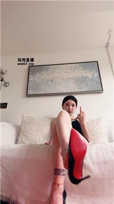 领主爬进来小废物    250315-8