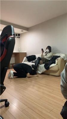 【爱秀套图】【00后情侣】情侣主-长靴黑丝玩虐骚绿帽【双视角版】JS250414-23-绳界 – 绳艺爱好者交流与分享