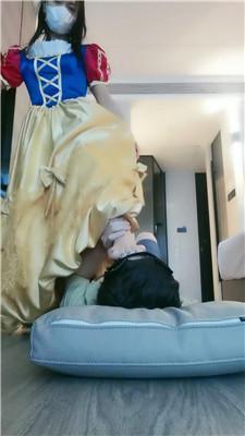 璃茉老师体验被迪士尼公主虐上 JS250324-4