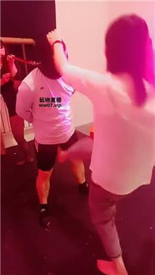 九创圈内聚会-群调群虐下双视角版 bf51658