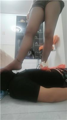 李老师运动鞋黑丝全体重踩踏双视角版 JS250324-11