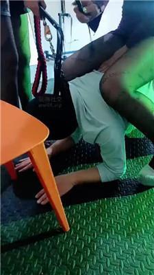 九创3S-黑丝女王轮流暴揍贱奴双视角版 JS250322-31