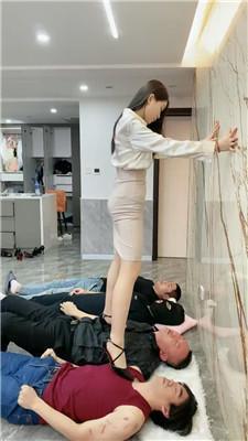 麋鹿银儿高跟踩踏四地毯 bf51604