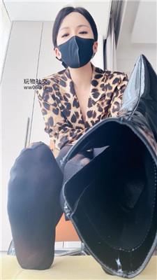 冷颜当狗要从娃娃培养    250320-7