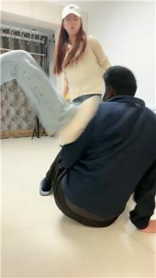 锅盖导演双S-小白鞋白袜踢踹踩虐 bf51567