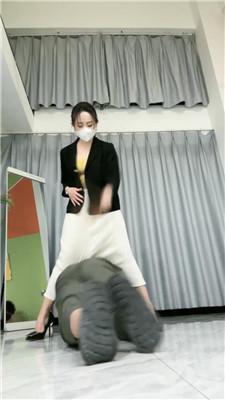 辣姐酸臭肉丝脚狂舔-戒尺虐打 JS250322-16