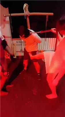 鸿运双女团SM刑房-重度群调群虐 JS250322-18