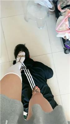 糯米姐姐袜子塞嘴-全体重踩踏-赶出家门 JS250321-7