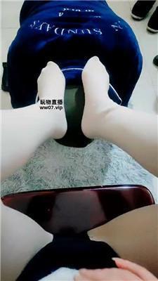 女王大人吊绑重度虐打-肉丝脚踩 bf51556