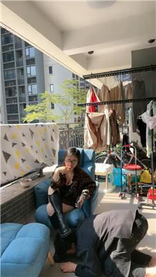 薇薇家奴阳台下跪伺候 JS250320-8