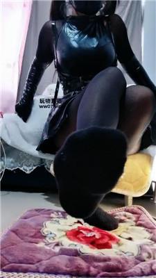 我是女王也是萝莉喜欢萝莉的狗狗混进来    250324-12