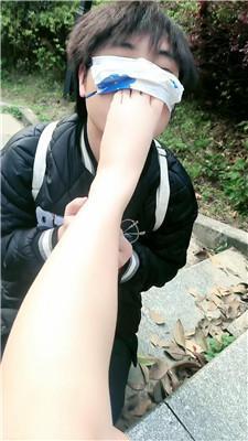 广西木木户外下跪伺候前女友双视角版JS250327-14