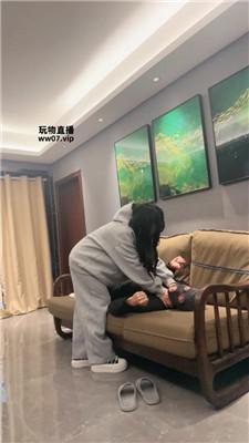 猴歌开发路边素人踩踏虐 bf51851