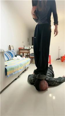 锅盖导演双S-学生小妹暴揍班主任下 JS250330-20