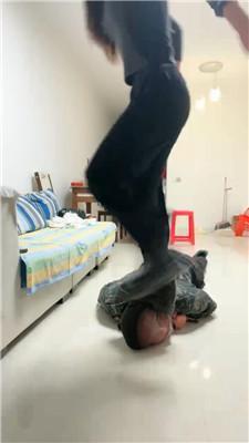 锅盖导演双S-学生小妹暴揍班主任下 JS250330-20