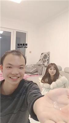 开发大神强迫磕头犯贱-舔脏鞋底 JS250329-24