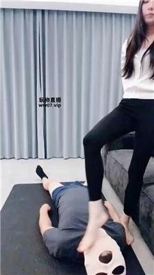 抚兮白袜脚踩-坐脸窒息完整版 bf51829