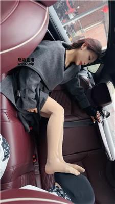 狗哥豪车内开发路人小姐姐 bf51808
