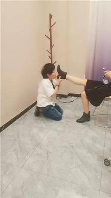 夸梨母畜-狗链遛狗-袜子塞嘴-重度耳光双视角版 JS250331-20