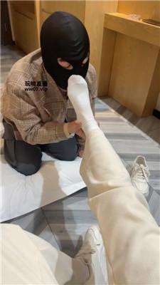 沐沐舔小白鞋棉袜-赏赐圣水 JS250331-7