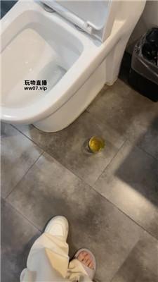 沐沐舔小白鞋棉袜-赏赐圣水 JS250331-7